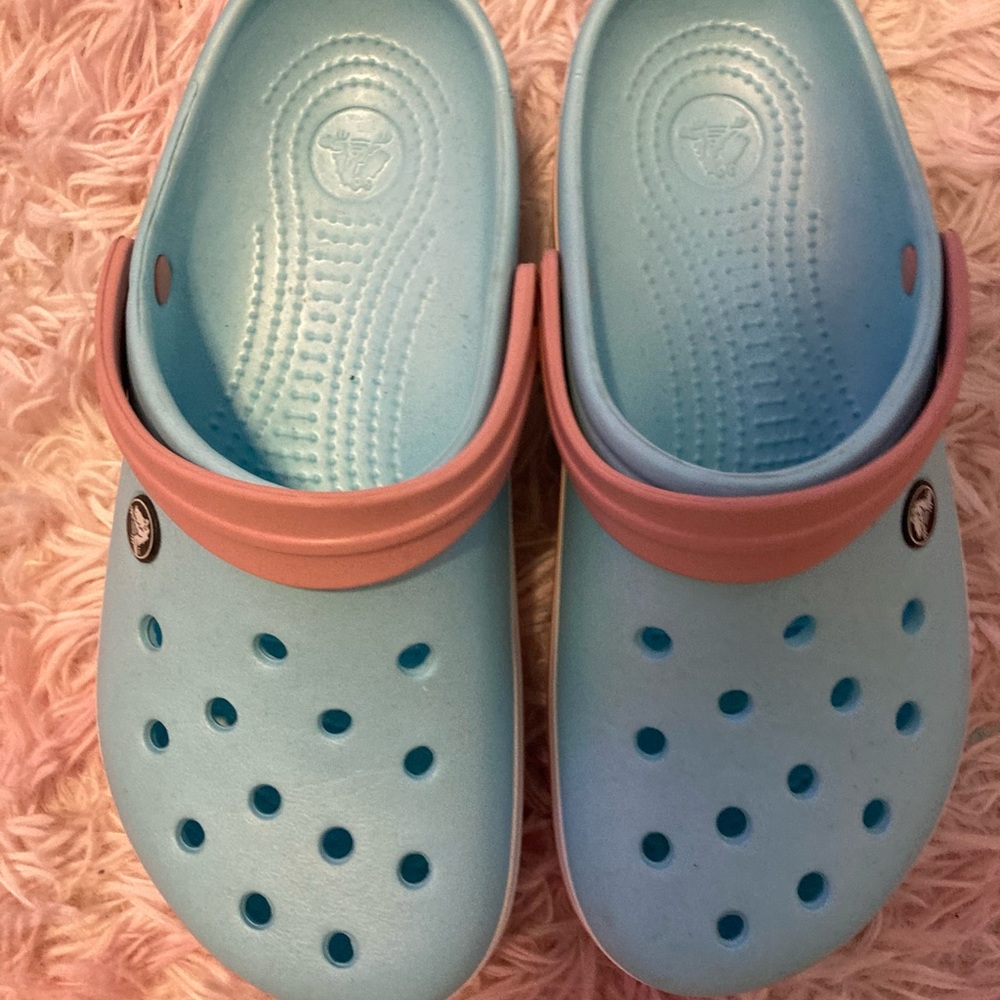 Crocs- Woman’s Size 9